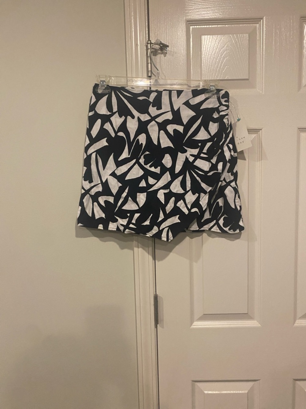 a new day Black and White Abstract Print skort